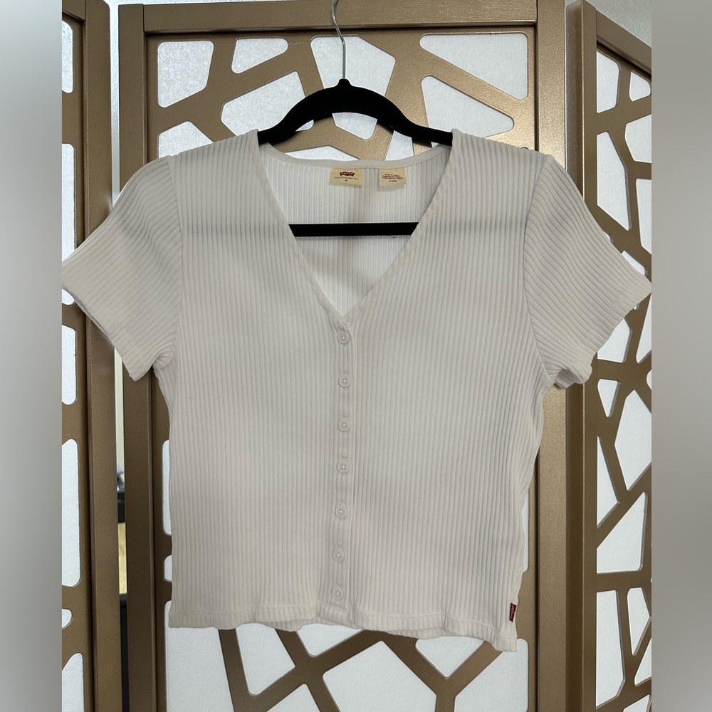 Levi’s Cropped Ribbed Tee